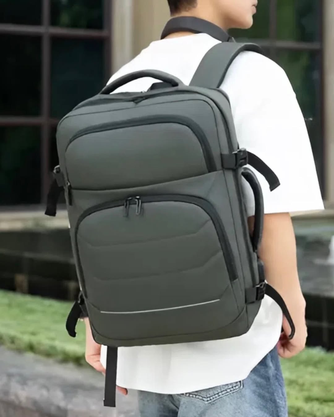 🎒 Mochila Ejecutiva Expandible